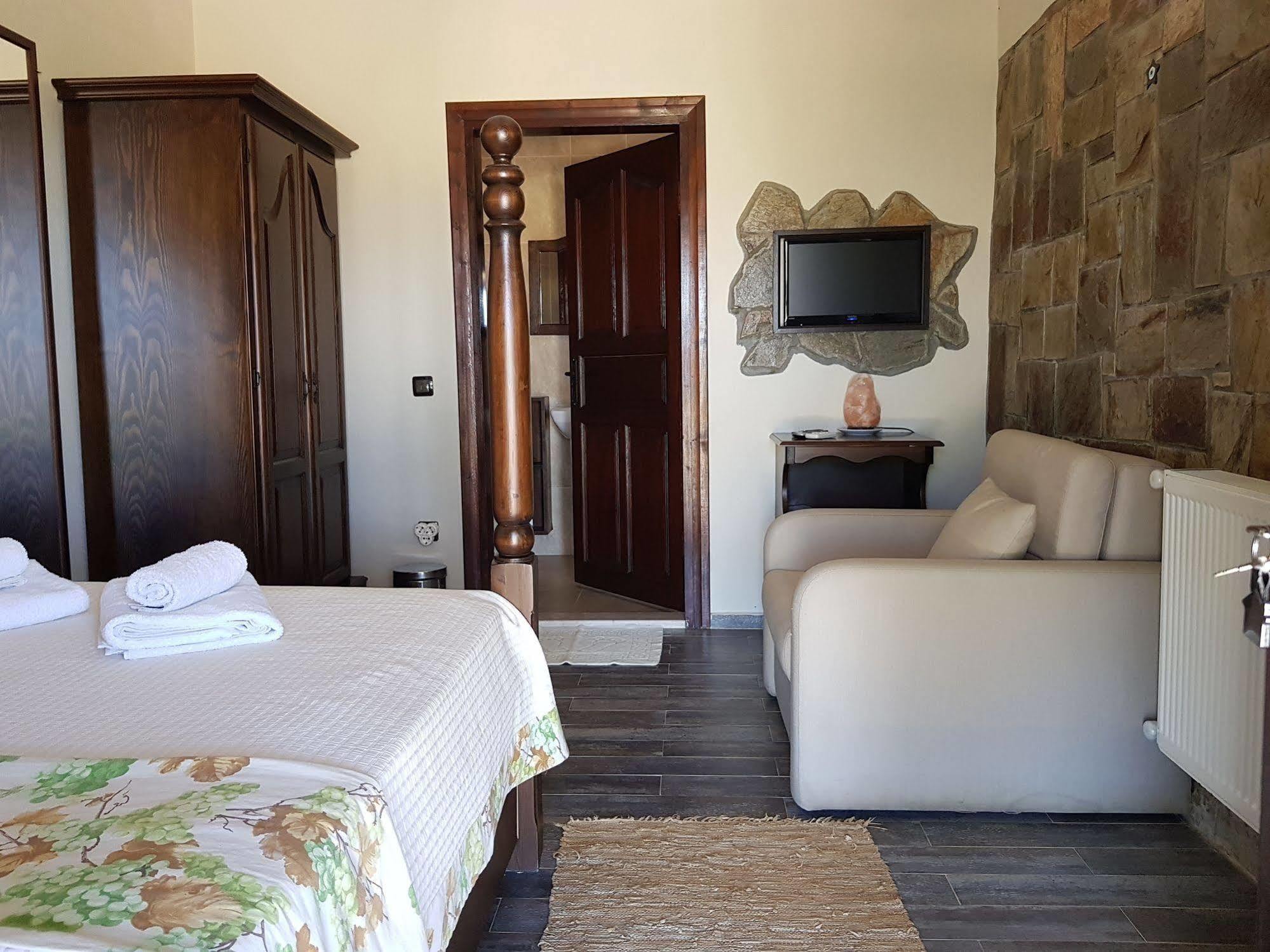 Bagban Bozcaada Bed & Breakfast ภายนอก รูปภาพ
