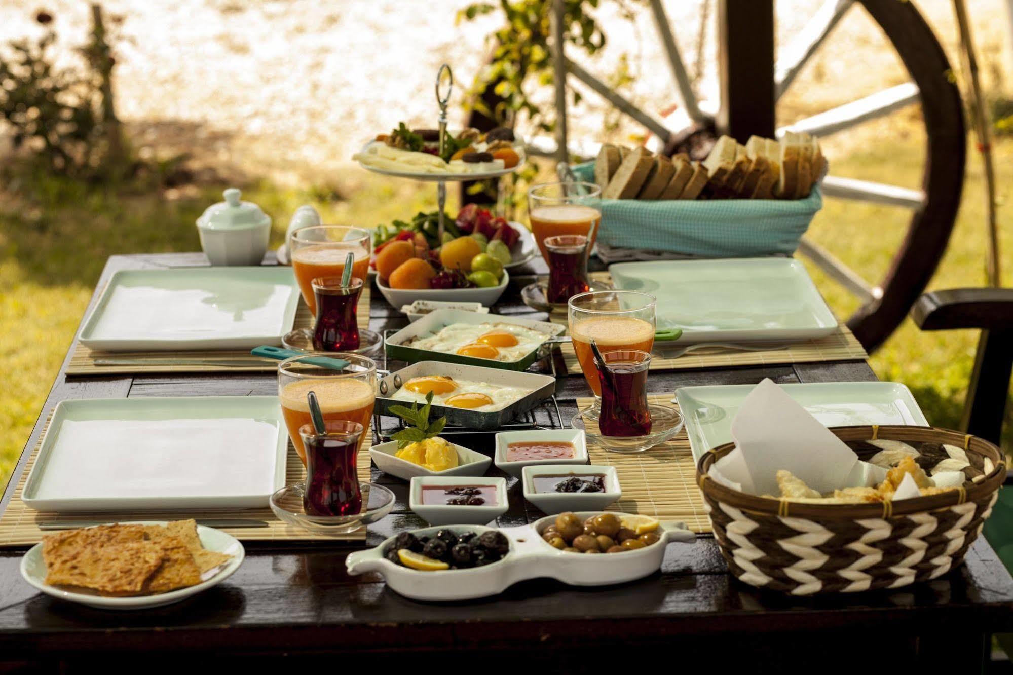 Bagban Bozcaada Bed & Breakfast ภายนอก รูปภาพ